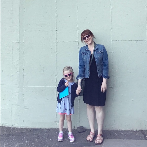 Meet your Posher, Meg - Picture 1 of 1